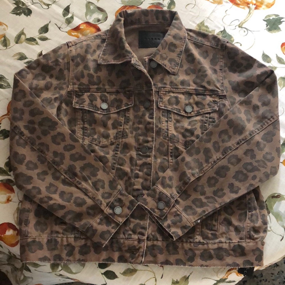 BLANK NYC Leopard Print denim Jean Jacket